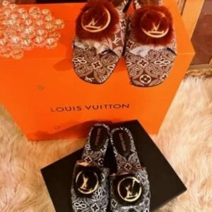 Louis vuitton Fashion Flat Fur Sandals